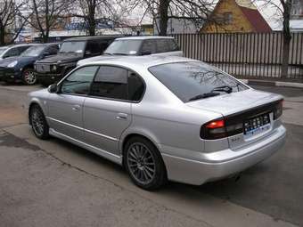 2002 Subaru Legacy B4 Pictures