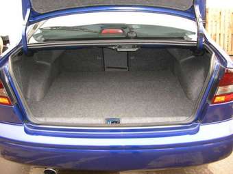 2002 Subaru Legacy B4 Photos