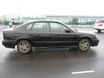 2002 Subaru Legacy B4 Pictures