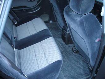 2002 Subaru Legacy B4 Photos
