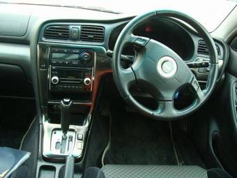 2002 Subaru Legacy B4 Pics
