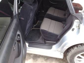 2002 Subaru Legacy B4 Pictures