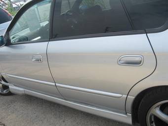 2002 Subaru Legacy B4 Photos