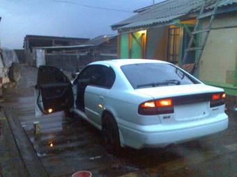 2002 Subaru Legacy B4 Pictures