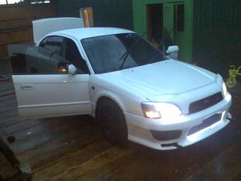 2002 Subaru Legacy B4 Photos