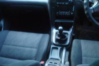 2002 Subaru Legacy B4 Pictures