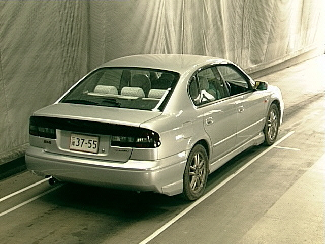 2003 Subaru Legacy B4 Photos