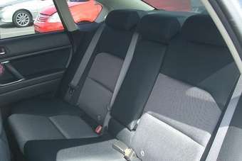 2003 Subaru Legacy B4 Pictures
