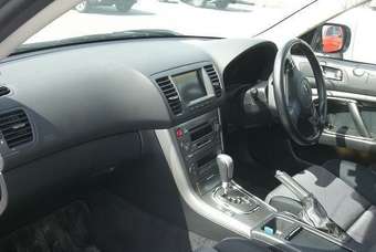 2003 Subaru Legacy B4 Pictures