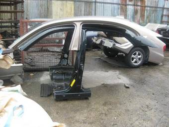 2003 Subaru Legacy B4 Images