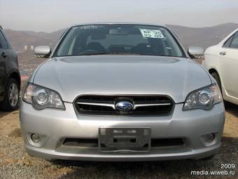 2003 Subaru Legacy B4 Pictures