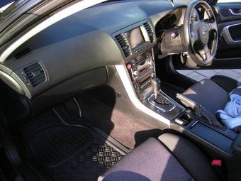 2003 Subaru Legacy B4 Pictures
