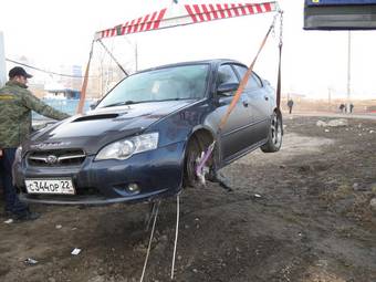 2003 Subaru Legacy B4 Pictures