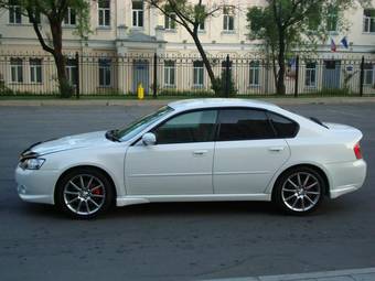 2003 Subaru Legacy B4 Pictures