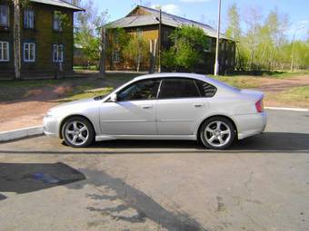 2003 Subaru Legacy B4 Pictures