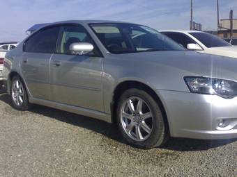 2003 Subaru Legacy B4 Pictures