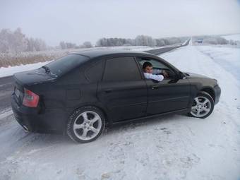 2003 Subaru Legacy B4 Pictures