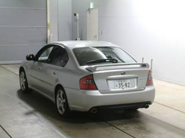 2004 Subaru Legacy B4