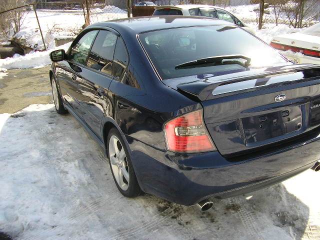 2004 Subaru Legacy B4 Pictures