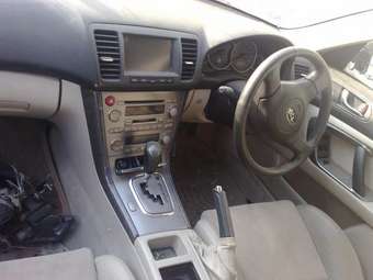 2004 Subaru Legacy B4 Photos