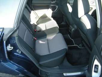 2004 Subaru Legacy B4 Pictures