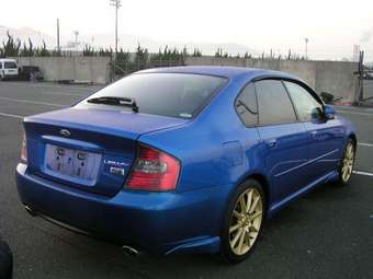 2004 Subaru Legacy B4 Pictures