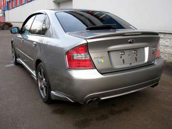 2004 Subaru Legacy B4 Pictures