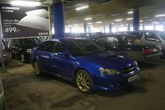 2004 Subaru Legacy B4 Pictures
