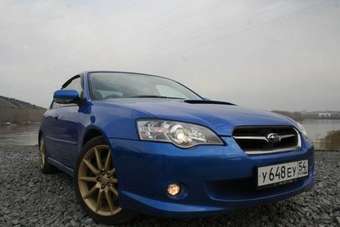 2004 Subaru Legacy B4 Photos