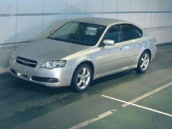 2004 Subaru Legacy B4 Photos