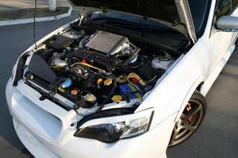 2004 Subaru Legacy B4 Photos