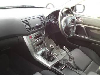 2004 Subaru Legacy B4 Photos