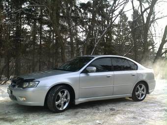 2004 Subaru Legacy B4 Photos