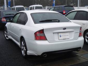 2004 Subaru Legacy B4 Pictures