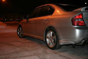 2004 Subaru Legacy B4 Photos