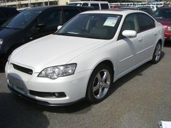 2004 Subaru Legacy B4 Photos