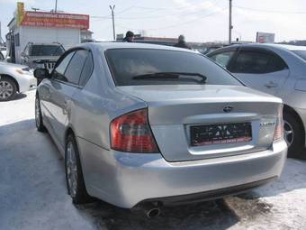 2004 Subaru Legacy B4 Photos