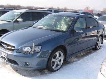2004 Subaru Legacy B4 Pictures