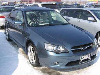 2004 Subaru Legacy B4 Pics