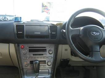 2004 Subaru Legacy B4 Pictures