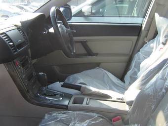 2004 Subaru Legacy B4 Photos