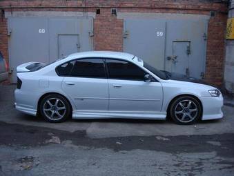 2004 Subaru Legacy B4 Photos