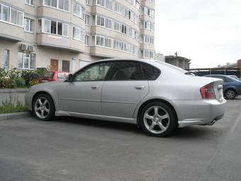 2004 Subaru Legacy B4 Photos