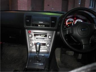 2004 Subaru Legacy B4 Pictures