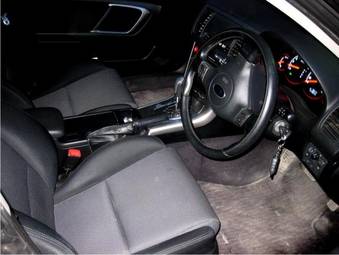 2004 Subaru Legacy B4 Photos
