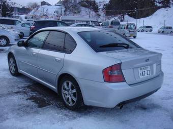 2004 Subaru Legacy B4 Pictures
