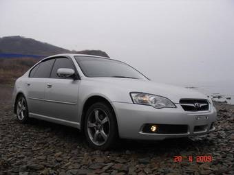 2004 Subaru Legacy B4 Photos