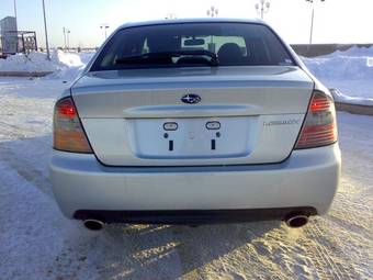 2004 Subaru Legacy B4 Pictures