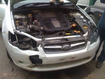 2004 Subaru Legacy B4 Photos