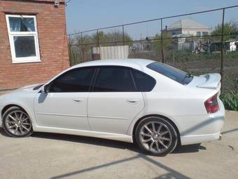 2004 Subaru Legacy B4 Pictures